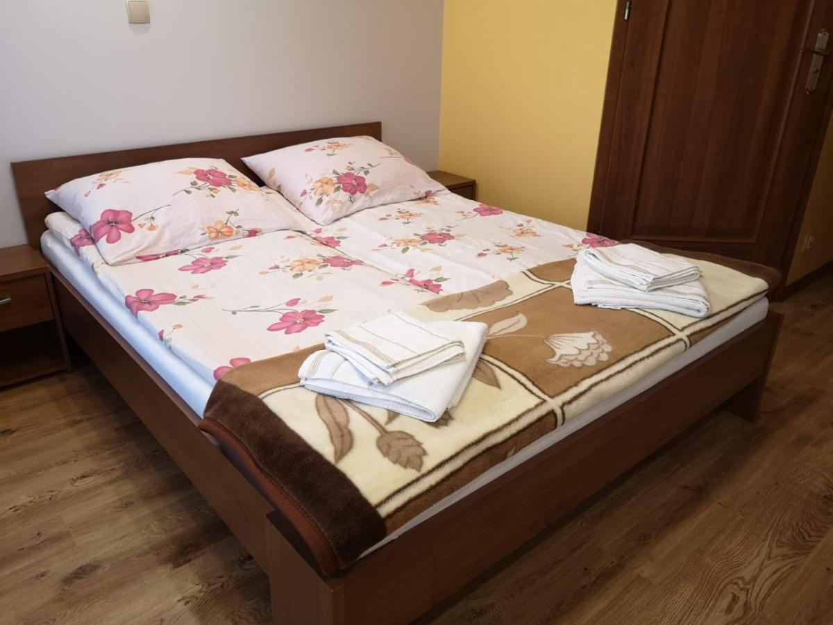 Pokoje Goscinne Draga Władysławowo Exteriör bild