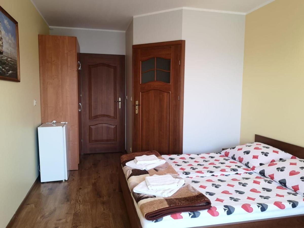 Pokoje Goscinne Draga Władysławowo Exteriör bild