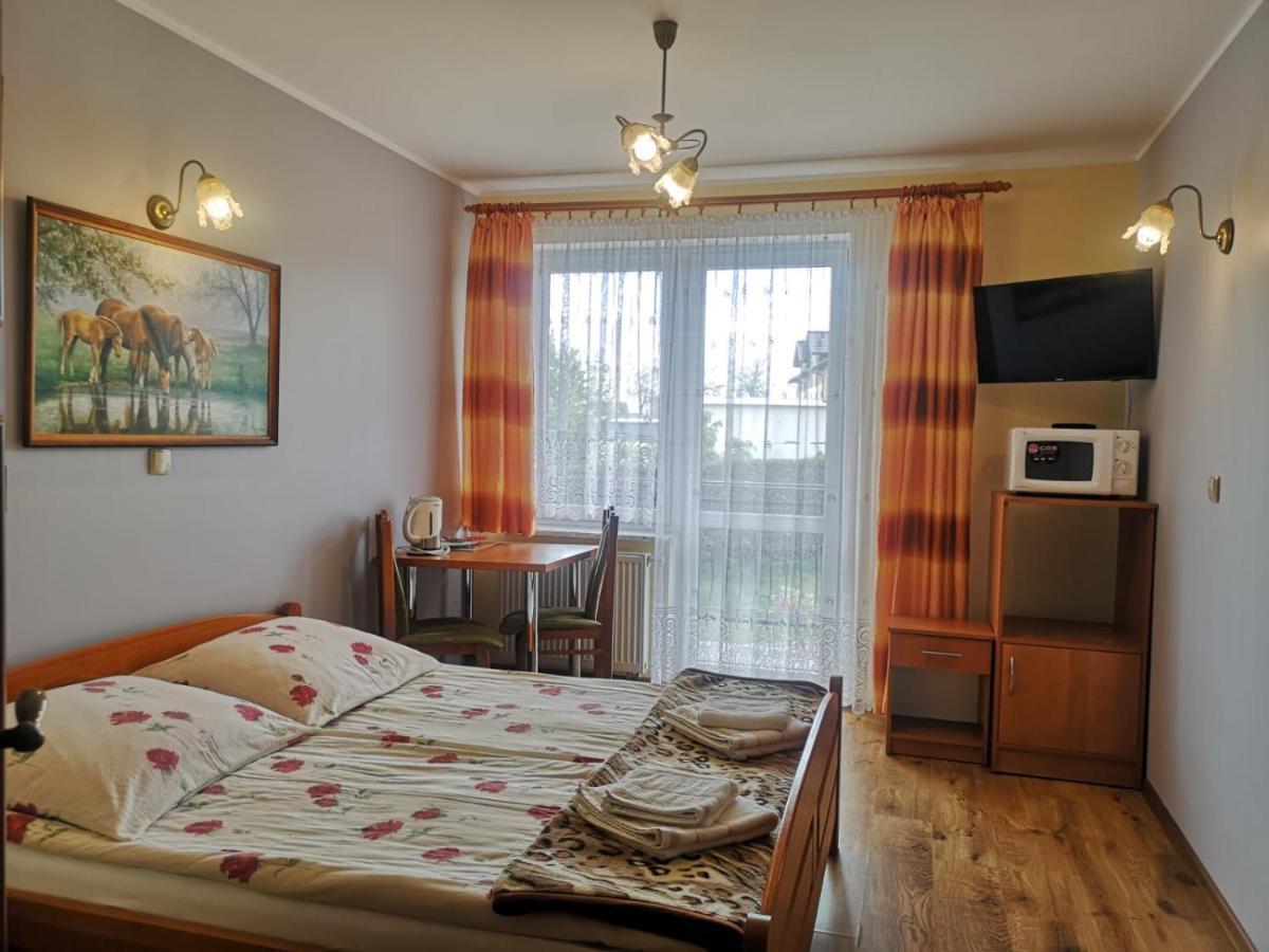 Pokoje Goscinne Draga Władysławowo Exteriör bild