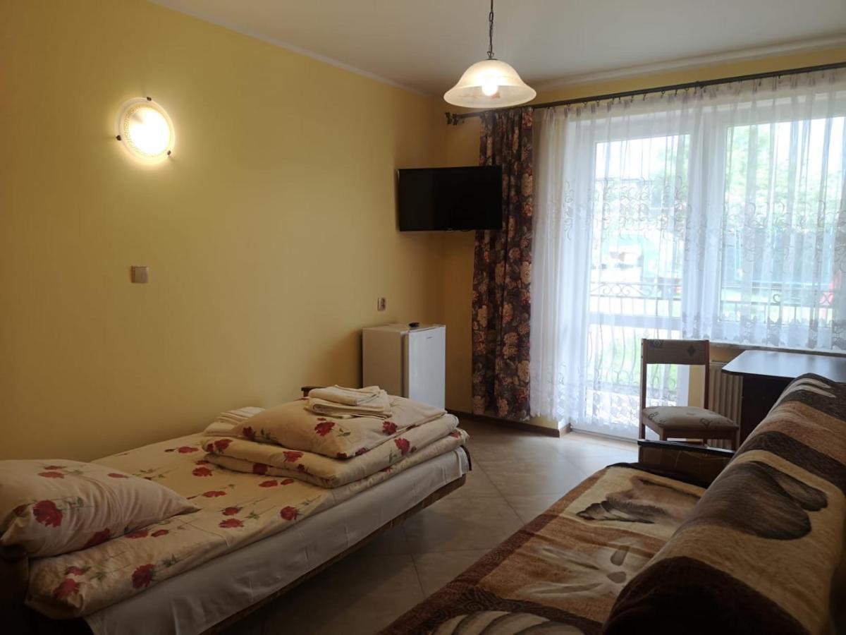 Pokoje Goscinne Draga Władysławowo Exteriör bild